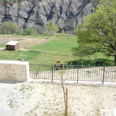 La Ferme De Valauris Bed and breakfast 3*