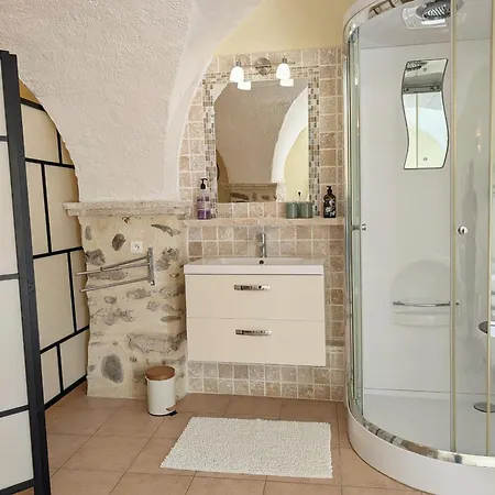 Campagne Vallauris Bed & Breakfast 3*