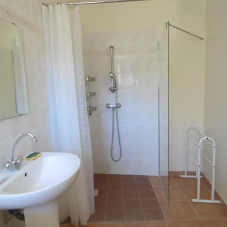 La Ferme De Valauris Couette-café Valernes