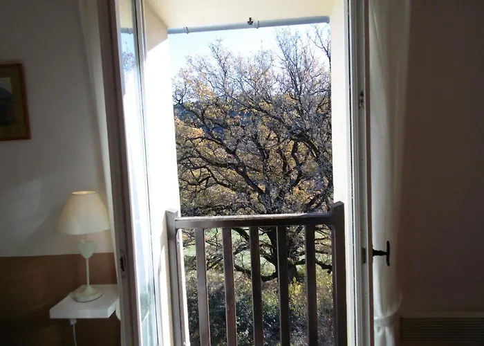 La Ferme De Valauris Couette-café 3*